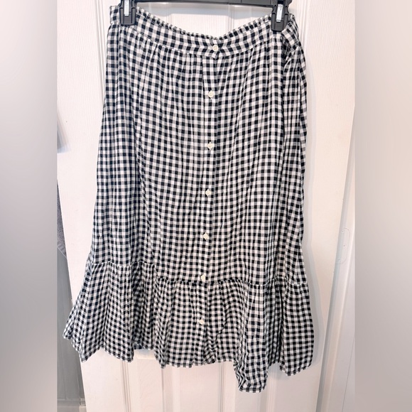 Old navy skirt - Picture 2 of 3